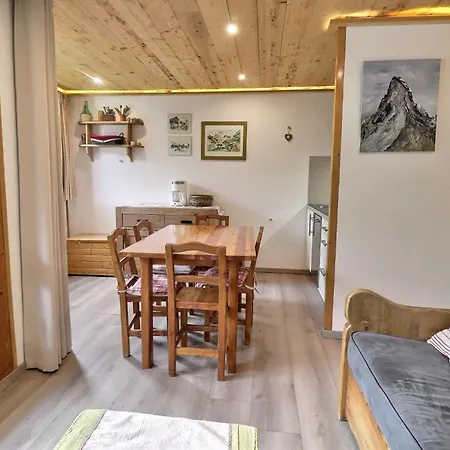 Asphodeles Apartment *